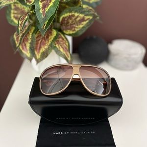 MICHAEL Michael Kors Sunglasses + Case